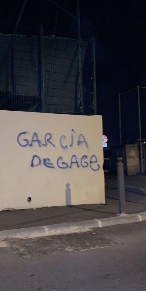 Mαρσέιγ: "Ντου" από οπαδούς στην προπόνηση και συνθήματα στους τοίχους για Γκαρσία!