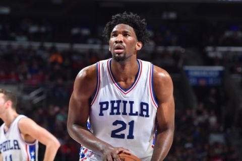 PHILADELPHIA, PA - JANUARY 20:  Joel Embiid #21 of the Philadelphia 76ers shoots a free throw during a game against the Portland Trail Blazers on January 20, 2017 at the Wells Fargo Center in Philadelphia, Pennsylvania. NOTE TO USER: User expressly acknowledges and agrees that, by downloading and/or using this photograph, user is consenting to the terms and conditions of the Getty Images License Agreement. Mandatory Copyright Notice: Copyright 2017 NBAE (Photo by Jesse D. Garrabrant/NBAE via Getty Images)