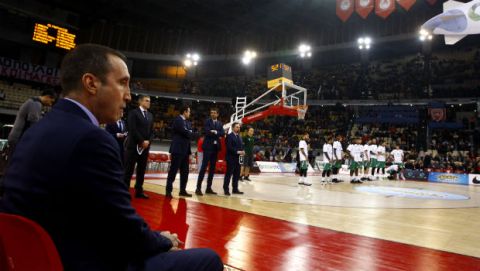 Ουίλμπεκιν στο Sport24.gr: "Κοντά στους παίκτες ο Μπλατ, δεν είναι... δικτάτορας"