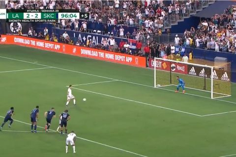 MLS: Ο Τσιτσαρίτο στέρησε από τους Γκάλαξι τη νίκη με αποτυχημένο πέναλτι α λα Πανένκα στο 90+7'
