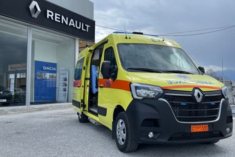 Renault Master Ambulance EKAB