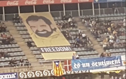 Τα απογορευμένα πανό του "Camp Nou" στη Λέιδα