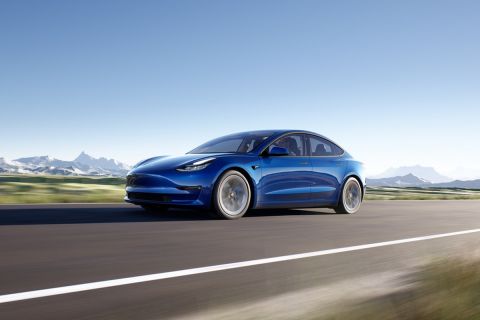 Tesla: Μείωση τιμών έως και 9.000 € - Από 36.990 € το Model 3