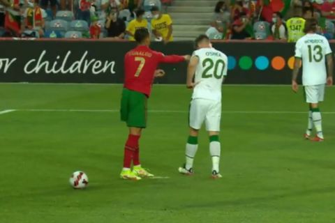 Η χειρονομία του Ρονάλντο στον Οσέι στο ματς Πορτογαλία - Ιρλανδία | 1 Σεπτεμβρίου 2021