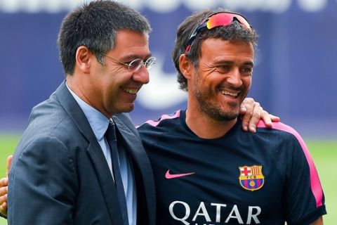 BARCELONA, SPAIN - JULY 25:  FC Barcelona President Josep Maria Bartomeu and Head coach Luis Enrique look on during a FC Barcelona training session at Ciutat Esportiva de Sant Joan Despi on July 25, 2014 in Barcelona, Spain.  (Photo by David Ramos/Getty Images)