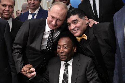 Πελέ, Μαραντόνα και Πούτιν στην κλήρωση του Παγκοσμίου Κυπέλλου του 2018 στο Κρεμλίνο της Μόσχας