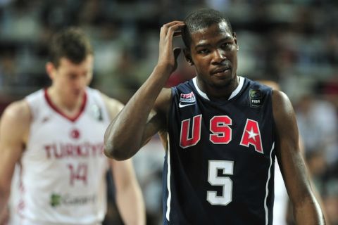 US Kevin Durant reacts during the World Championship basketball final match Turkey vs. USA, on September 12, 2010 in Istanbul.             AFP PHOTO / ARIS MESSINIS (Photo credit should read ARIS MESSINIS/AFP/Getty Images)