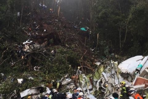 Θρίλερ με τον αριθμό των νεκρών στην τραγωδία της Κολομβίας