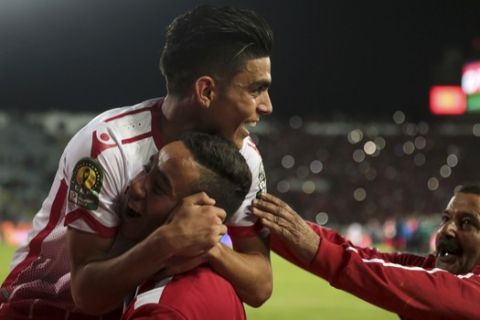 Achraf Bencharki of the Wydad Athletic Club celebrates after defeating Egypt's Al Ahly Sporting Club in the second leg of the CAF Champions League final soccer match in Casablanca, Morocco, Saturday, Nov. 4, 2017. Wydad defeated Al Ahly 2-1 on aggregate to win the CAF Champions League. (AP Photo/Mosa'ab Elshamy)