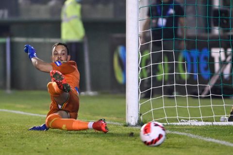 Ο Μπρινιόλι σε ματς κόντρα στον ΠΑΟΚ στη Λεωφόρο για τη Super League Interwetten