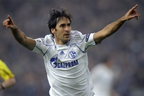 Schalke's Raul of Spain celebrates his opening goal during the Champions League Group B soccer match between FC Schalke 04 and Hapoel Tel Aviv, in Gelsenkirchen, Germany, Wednesday, Oct. 20, 2010. (AP Photo/Martin Meissner) 