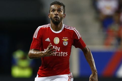 SL Benfica midfielder Mehdi Carcela-Gonzalez in action against the New York Red Bulls during the first half of a soccer match in the International Champions Cup in Harrison N.J., Sunday, July 26, 2015. The Red Bulls defeated Benfica 2-1. (AP Photo/Rich Schultz)
