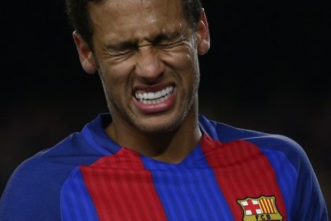 FC Barcelona's Neymar reacts during the Spanish La Liga soccer match between FC Barcelona and Celta Vigo at the Camp Nou in Barcelona, Spain, Saturday, March 4, 2017. (AP Photo/Manu Fernandez)