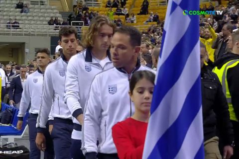 Davis Cup: Με Βαγγέλη Παπαθανασίου η είσοδος της Εθνικής ομάδας στο ΟΑΚΑ