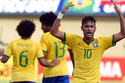 Άνετα 8η σερί νίκη η Βραζιλία