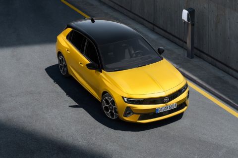 Τα 5 πράγματα που πρέπει να ξέρεις για το νέο Opel Astra