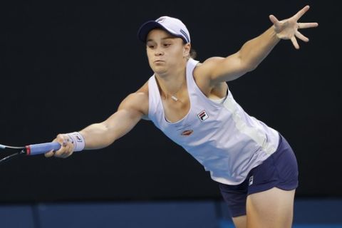 Η Άσλεϊ Μπάρτι κόντρα στην Κόβινιτς για το Australian Open στην Μελβούρνη στις 9 Φεβρουαρίου του 2021.