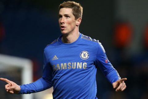 LONDON, ENGLAND - MARCH 14:  Fernando Torres of Chelsea celebrates scoring their third goal during the UEFA Europa League Round of 16 second leg match between Chelsea and FC Steaua Bucuresti at Stamford Bridge on March 14, 2013 in London, England.  (Photo by Scott Heavey/Getty Images)