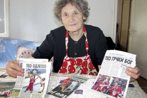Περήφανη η... γιαγιά Τεόντοσιτς!
