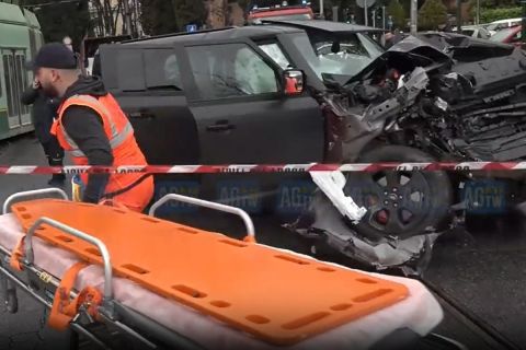 Το αυτοκίνητο του Τσίρο Ιμόμπιλε μετά τη σύγκρουση με το τραμ