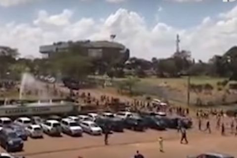 Δακρυγόνα στο Κένυα - Αιθιοπία (VIDEO)