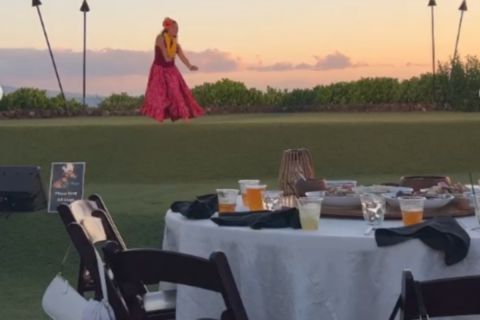 Αντετοκούνμπο: Στην εξωτική Χαβάη μαζί με την αγαπημένη του Μαράια, απολαμβάνουν μοναδικές στιγμές στις διακοπές τους