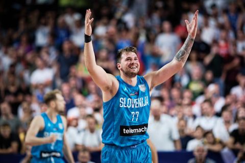 Eurobasket 2022: Ο συγκλονιστικός Ντόντσιτς με 47 πόντους κατέρριψε το ρεκόρ πόντων του Γκάλη