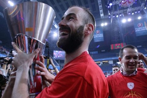 Η EuroLeague δεν είχε "γράψει" την κορυφαία ασίστ στην καριέρα του Σπανούλη