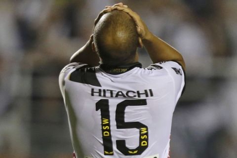Felipe Bastos of Brazil's Ponte Preta, reacts after lost a chance to score against Argentina's Lanus during the first leg match of Copa Sudamericana final in Sao Paulo, Brazil, Wednesday, Dec. 4, 2013. (AP Photo/Nelson Antoine)