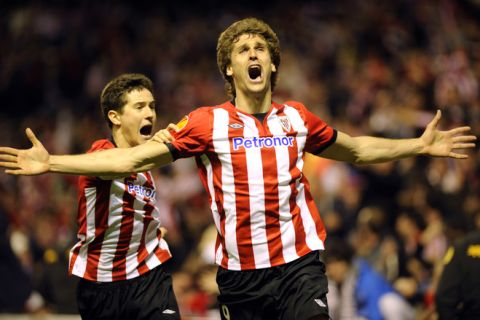 Athletic Bilbao's forward Fernando Llorente celebrates after scoring his team's third goal during the UEFA Europa League second leg semi-final football match Athletic Bilbao against Sporting Clube Portugal at the San Mames stadium in Bilbao on April 26, 2012. Athletic won 3-1 and qualified for the final.  AFP PHOTO/ RAFA RIVASRAFA RIVAS/AFP/GettyImages
