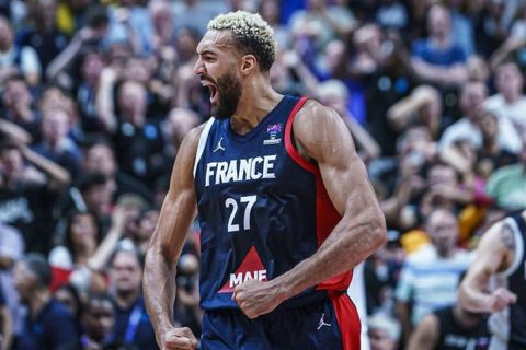 EuroBasket 2022, Τουρκία - Γαλλία 86-87: Οι χαμένες βολές του Οσμάν και το λάθος του Κορκμάζ έστειλαν τους μπλε στα προημιτελικά