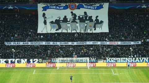 Πανό κατά της UEFA από τους οπαδούς της Κοπεγχάγης