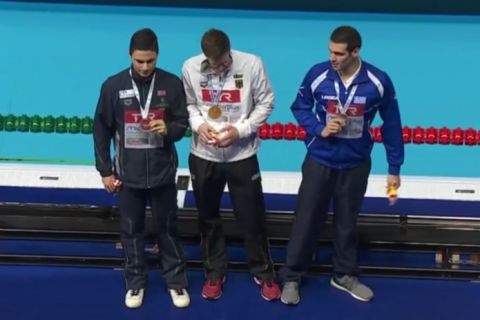 Ασημένιο μετάλλιο ο Βαζαίος στα 200μ. μικτής ατομικής!