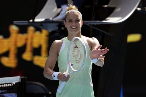 Η Μαρία Σάκκαρη πανηγυρίζει τη νίκη της απέναντι στην Νάο Χιμπίνο στο Australian Open | 14 Ιανουαρίου 2024