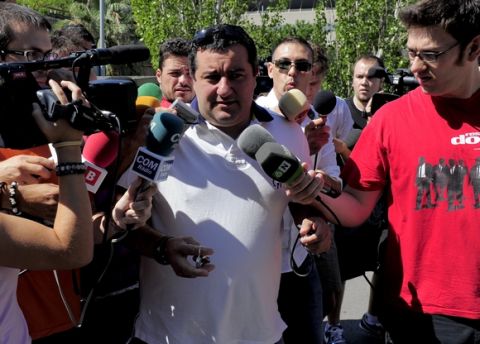 Representative for Barcelona's Swedish forward Zlatan Ibrahimovic, Mino Raiola (C), arrives  at the offices of Barcelona FC allegedly to sign Ibrahimovic, in Barcelona on August 26, 2010.  Swedish forward Zlatan Ibrahimovic revealed that his Barcelona boss Pep Guardiola hardly ever speaks to him as rumours linking him with a move to AC Milan gathered pace.  AFP PHOTO / JOSEP LAGO (Photo credit should read JOSEP LAGO/AFP/Getty Images)