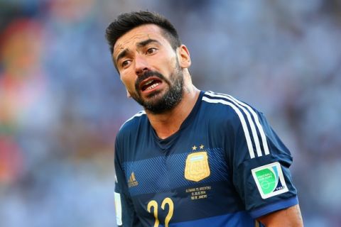 RIO DE JANEIRO, BRAZIL - JULY 13: Ezequiel Lavezzi of Argentina looks on during the 2014 FIFA World Cup Brazil Final match between Germany and Argentina at Maracana on July 13, 2014 in Rio de Janeiro, Brazil.  (Photo by Julian Finney/Getty Images)