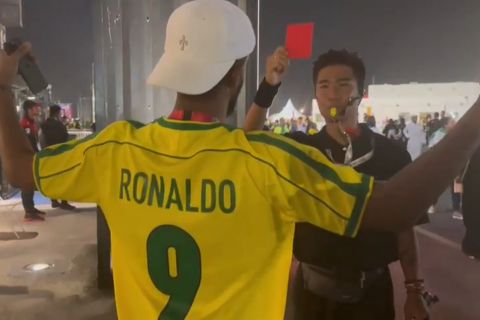 Μουντιάλ 2022: Η κόκκινη κάρτα Κορεάτη οπαδού - διαιτητή στον "Ρονάλντο"