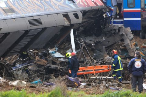 Τραγωδία στα Τέμπη: Επιβάτης στο NEWS 24/7 - "Κάτι συνέβη πριν τη σύγκρουση", συγκλονιστικές μαρτυρίες