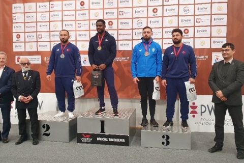 Ο Λαοκράτης Κεσίδης κατέκτησε το χάλκινο μετάλλιο στα 97κ. της ελληνορωμαϊκής στο διεθνές τουρνουά Πάλης της Πολωνίας