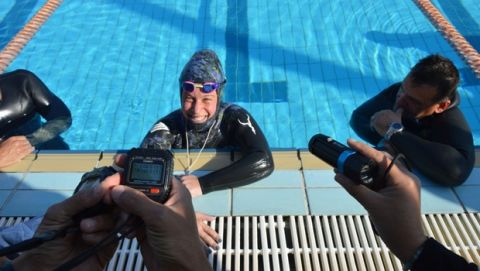 Δύο νέα εθνικά ρεκόρ στους αγώνες ελεύθερης κατάδυσης στο κολυμβητήριο Γαλατσίου