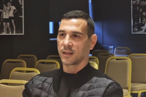 Νίκος Ζήσης: "Ένιωσα σωστό να κλείσω την καριέρα μου στην ΑΕΚ, την ομάδα που με ανέδειξε"