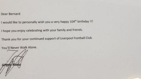 Λίβερπουλ: Ο Κλοπ προσκάλεσε στο γήπεδο οπαδό της ομάδας για τα 104α γενέθλιά του!