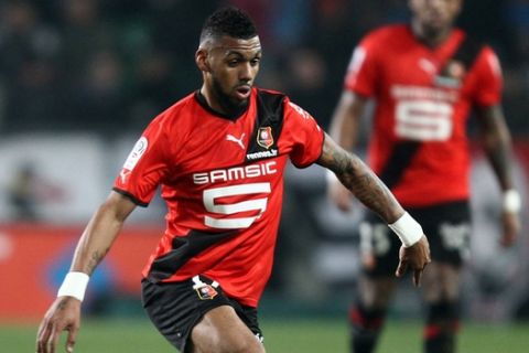 Rennes' French midfielder Yann Mvila is seen in action during his French League One soccer match against Marseille, Sunday, Jan. 29, 2012 in Rennes, western France. (AP Photo/David Vincent)