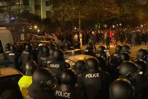 Σοβαρά επεισόδια στη Βουλγαρία: Μάχες μεταξύ οπαδών και αστυνομίας στη Σόφια