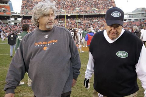 Cleveland Browns defensive coordinator Rob Ryan, left, and his brother, New York Jets head coach Rex Ryan, walk off the field after the Jets' 26-20 overtime win in an NFL football game Sunday, Nov. 14, 2010, in Cleveland. (AP Photo/Mark Duncan)   Original Filename: Jets Browns Football.JPEG-06ce1.jpg