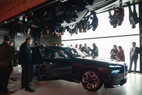 Παρουσίαση της νέας BMW i7 από τη BMW Σφακιανάκης