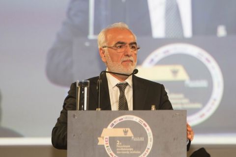 Σαββίδης: "Να δεσμευτούμε ενώπιον του πρωθυπουργού για καθαρό ποδόσφαιρο"