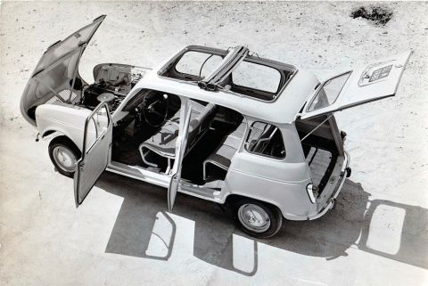 Renault 4L: To τετράτροχο “blue jean” που ταίριαζε με όλους και με όλα