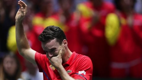 Spain's Roberto Bautista Agut reacts after defeating Canada's Felix Auger-Aliassime 7/6, 6/3 in their their tennis singles match of the Davis Cup final in Madrid, Spain, Sunday, Nov. 24, 2019. (AP Photo/Manu Fernandez)