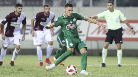 Ο Χατζηγιοβάνης σκοράρει κόντρα στην ΑΕΛ με εκτέλεση πέναλτι τη σεζόν 2018-19